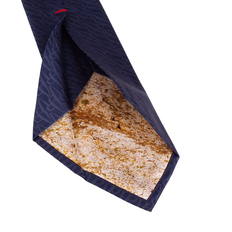 Kravata CROATA Dubrovnik Tematski  Glagoljica Tamno plava  Svila 100%  